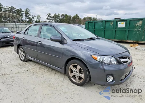 2011 Toyota Corolla Base z USA, uszkodzony, nr VIN 2T1BU4EE3BC730065